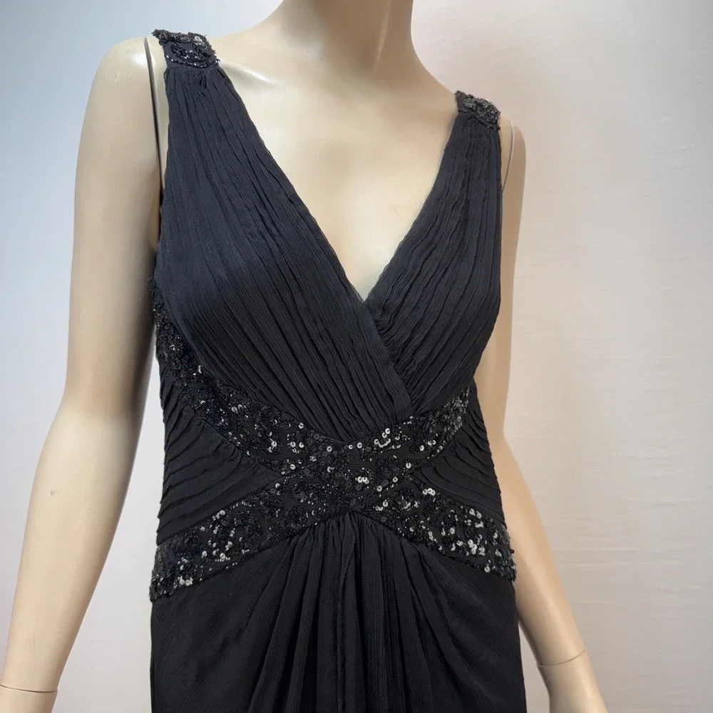 Tadashi Collection Long Evening Gown‎ Size 10 Black Silk Chiffon Beaded V-Neck